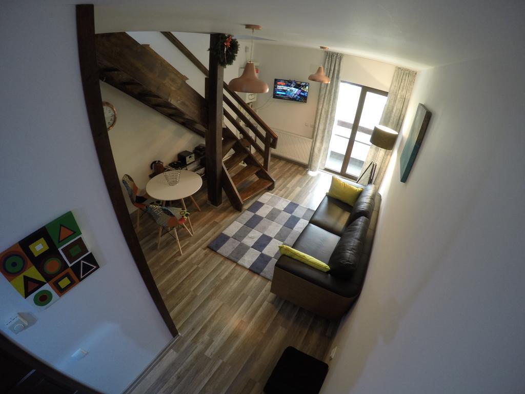 Duplex Apartment บุชเตนี ภายนอก รูปภาพ